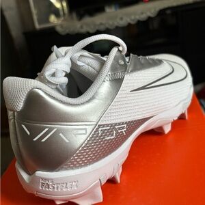 Nike Vapor Edge Shark 2 White and Metallic Silver